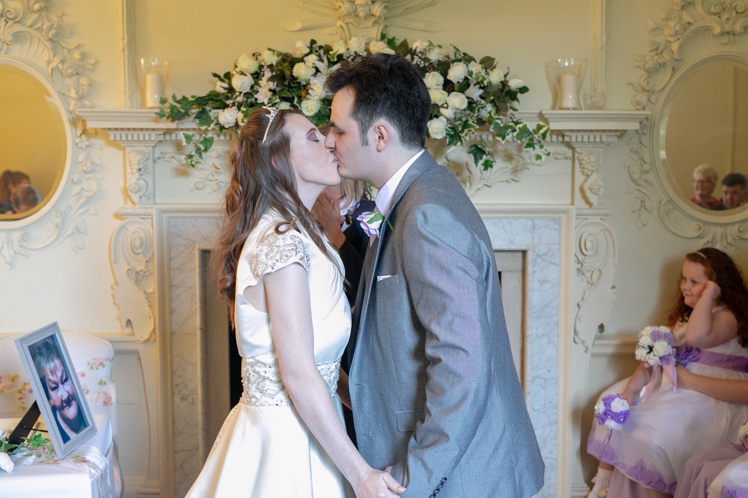 Mr%20%26%20Mrs%20Holden%20 177